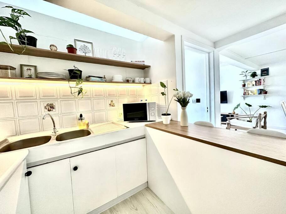 3 Bedroom Beachside Apartment - 30 Secs From Beach Flic-en-Flacq Zewnętrze zdjęcie